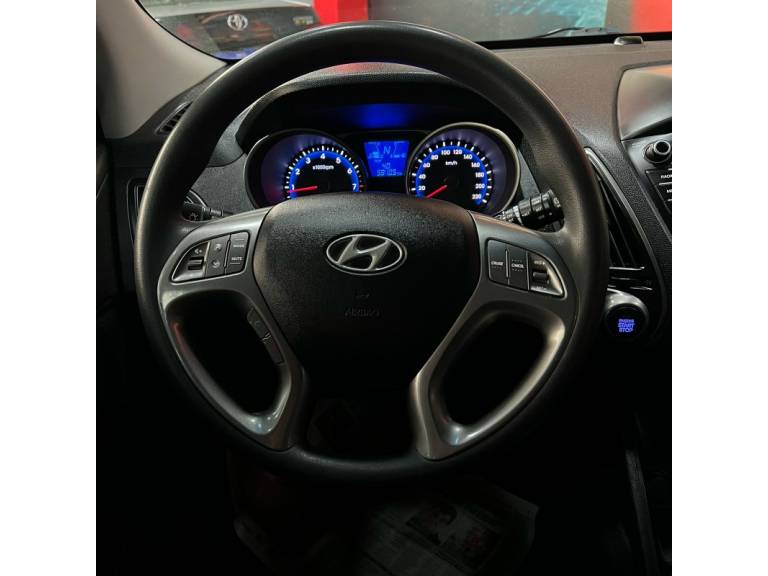 HYUNDAI - IX35 - 2020/2021 - Prata - R$ 106.900,00