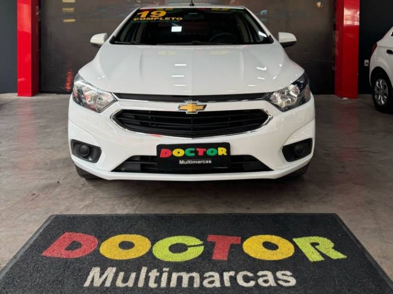 CHEVROLET - PRISMA - 2018/2019 - Branca - R$ 66.900,00