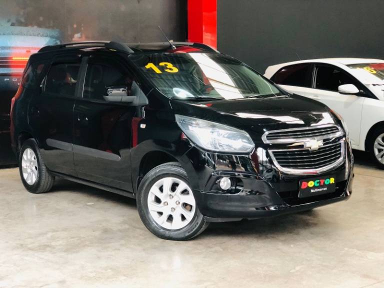 CHEVROLET - SPIN - 2013/2013 - Preta - R$ 56.900,00