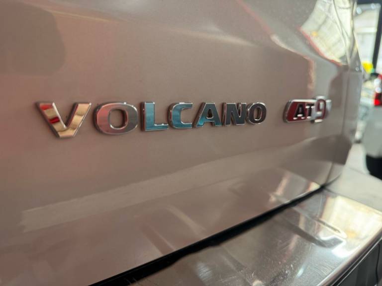 FIAT - TORO - 2018/2019 - Branca - R$ 111.900,00