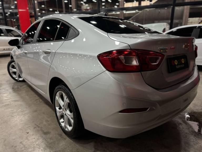 CHEVROLET - CRUZE - 2020/2020 - Prata - R$ 101.900,00