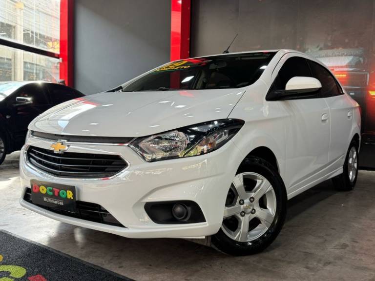 CHEVROLET - PRISMA - 2018/2019 - Branca - R$ 66.900,00