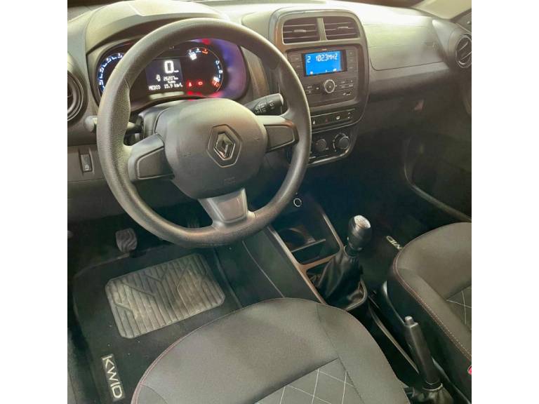 RENAULT - KWID - 2023/2024 - Branca - R$ 59.900,00