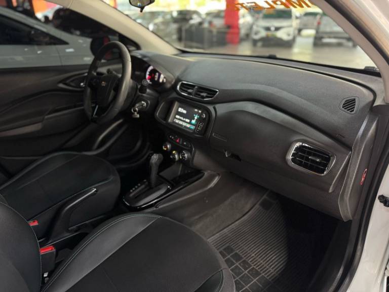 CHEVROLET - PRISMA - 2018/2019 - Branca - R$ 66.900,00