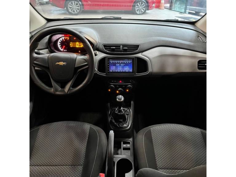 CHEVROLET - ONIX - 2018/2019 - Branca - R$ 56.900,00