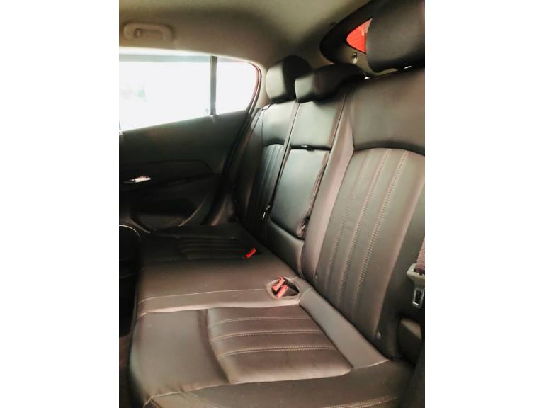 CHEVROLET - CRUZE - 2015/2016 - Cinza - R$ 77.900,00