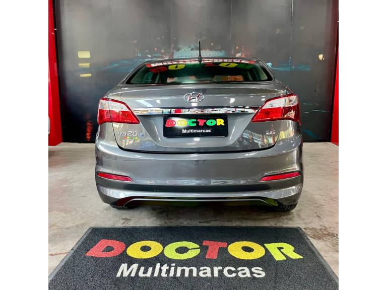 HYUNDAI - HB20S - 2016/2017 - Cinza - R$ 63.900,00