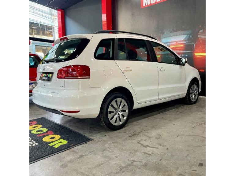 VOLKSWAGEN - SPACEFOX - 2017/2018 - Branca - R$ 58.900,00