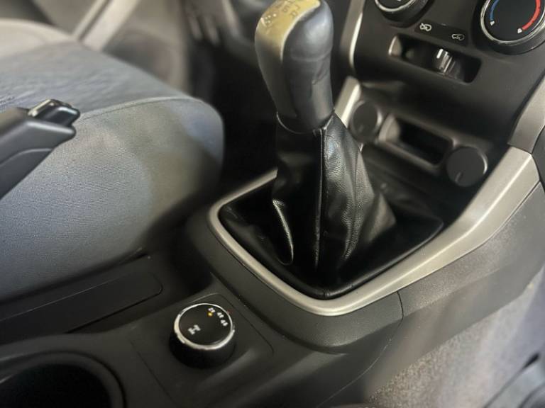 CHEVROLET - S10 - 2014/2014 - Prata - R$ 96.900,00