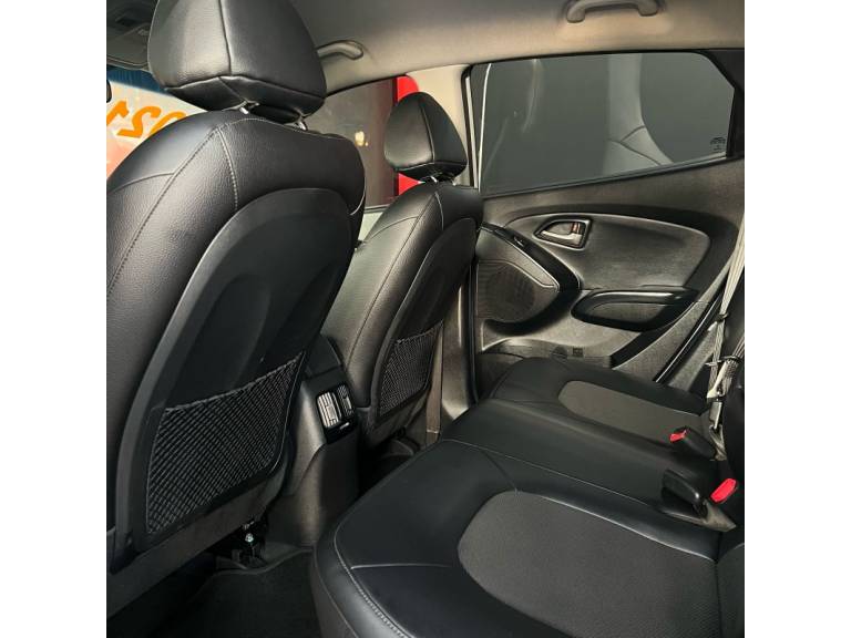 HYUNDAI - IX35 - 2020/2021 - Prata - R$ 106.900,00