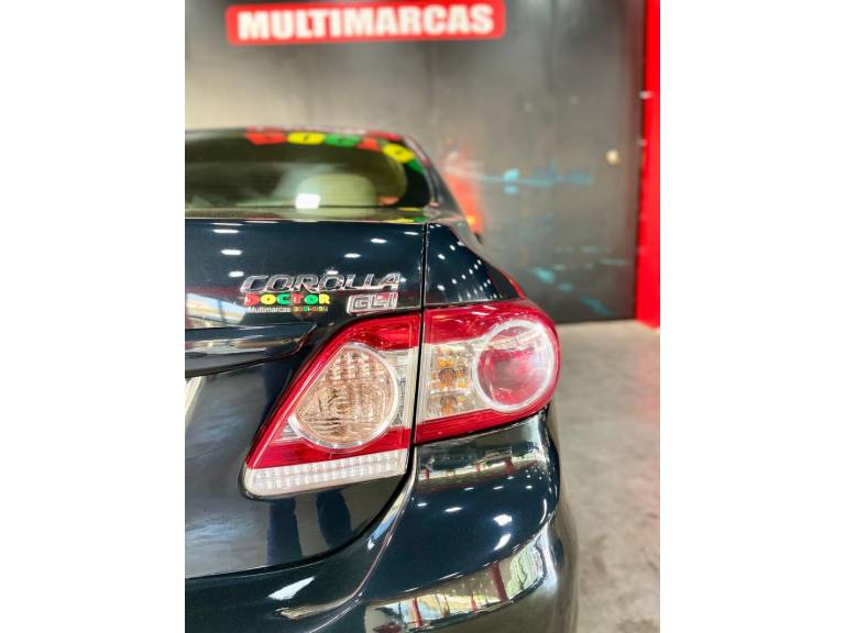 TOYOTA - COROLLA - 2013/2014 - Preta - R$ 71.900,00