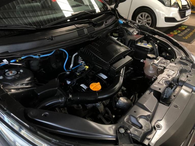 FIAT - CRONOS - 2022/2022 - Cinza - R$ 77.900,00