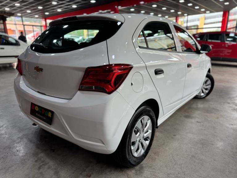 CHEVROLET - ONIX - 2020/2020 - Branca - R$ 59.900,00