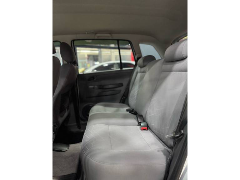 VOLKSWAGEN - SPACEFOX - 2008/2008 - Prata - R$ 34.900,00