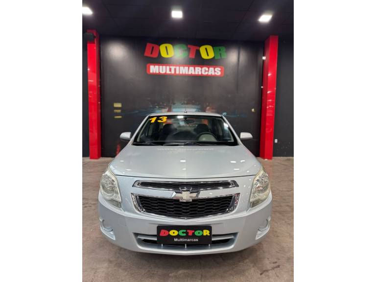 CHEVROLET - COBALT - 2013/2013 - Prata - R$ 46.900,00