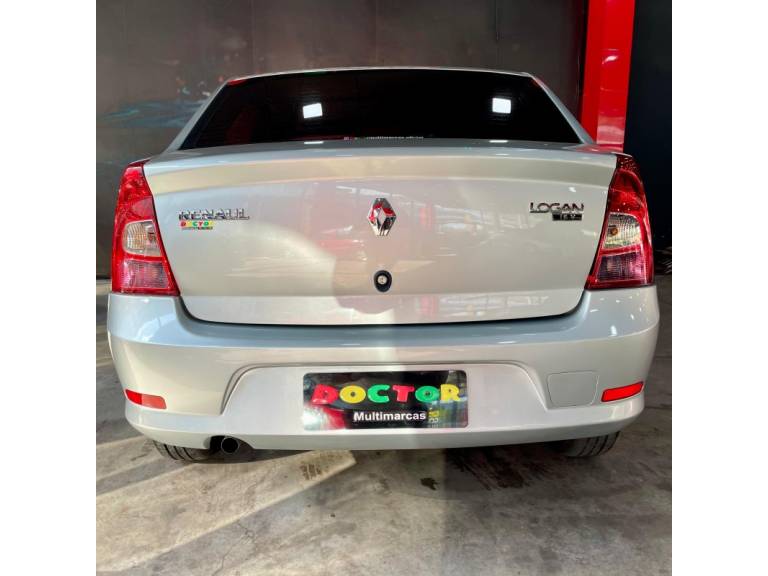 RENAULT - LOGAN - 2010/2011 - Prata - R$ 27.900,00