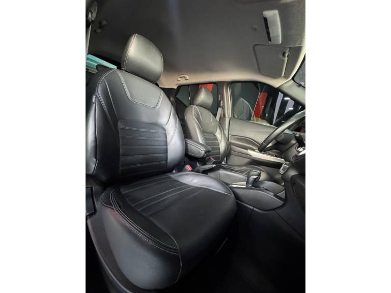 NISSAN - KICKS - 2018/2019 - Cinza - R$ 91.900,00