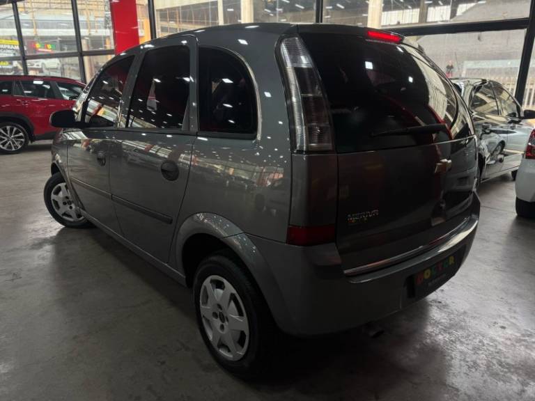CHEVROLET - MERIVA - 2011/2012 - Cinza - R$ 35.900,00