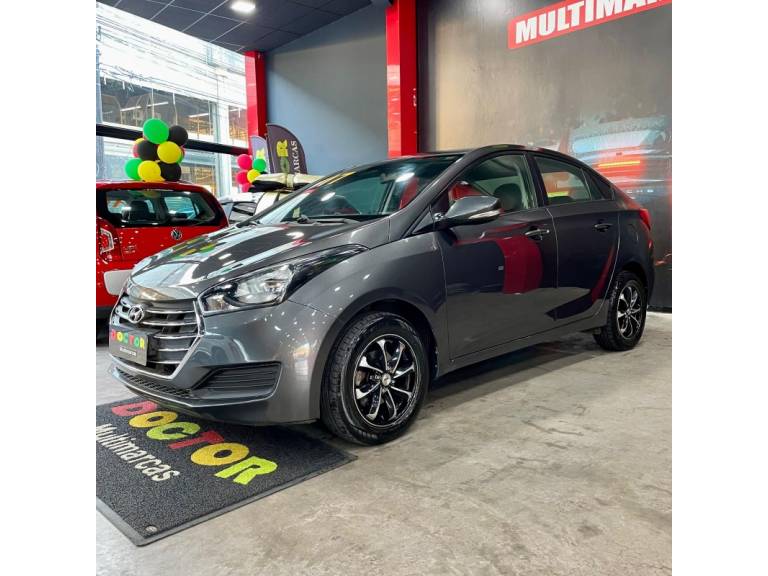 HYUNDAI - HB20S - 2016/2017 - Cinza - R$ 63.900,00