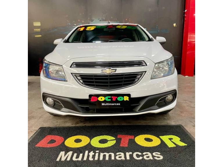 CHEVROLET - PRISMA - 2015/2015 - Branca - R$ 57.900,00
