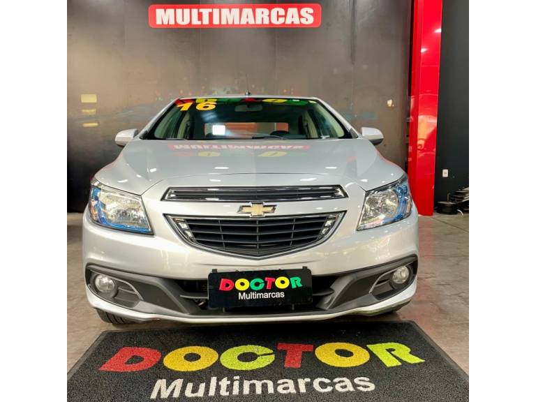 CHEVROLET - PRISMA - 2016/2016 - Prata - R$ 61.900,00