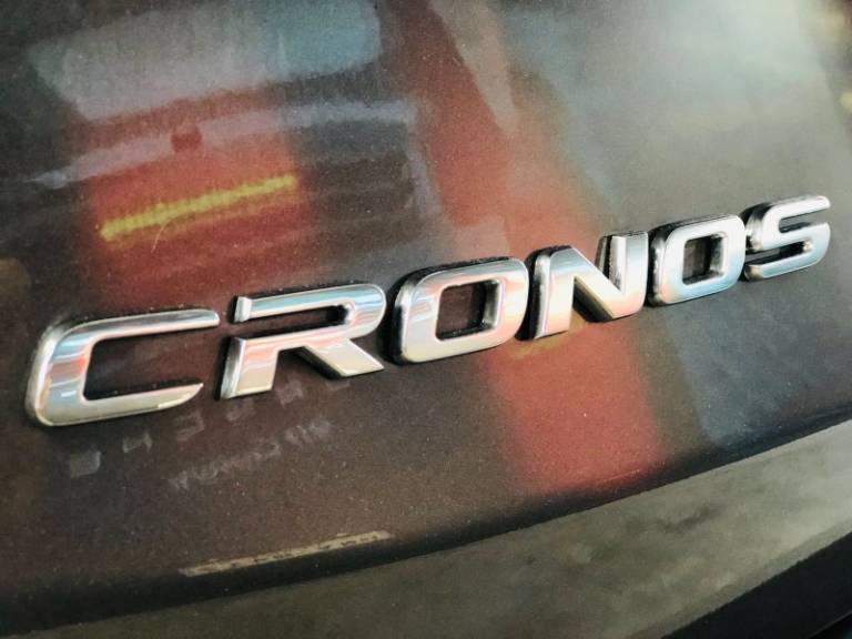 FIAT - CRONOS - 2022/2022 - Cinza - R$ 77.900,00