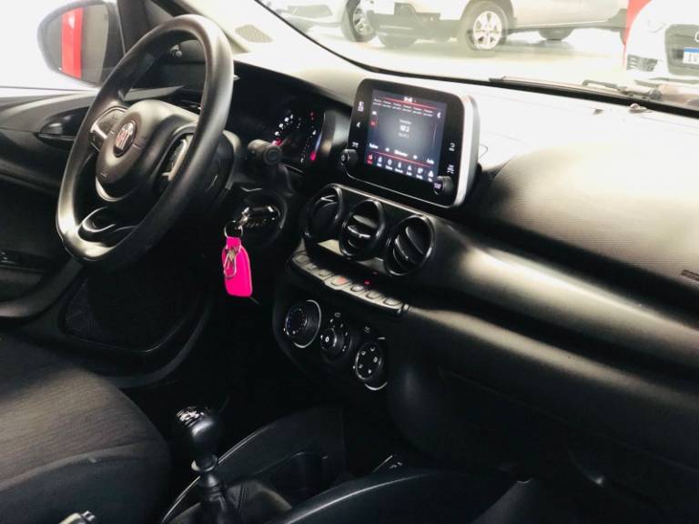 FIAT - CRONOS - 2022/2022 - Cinza - R$ 77.900,00