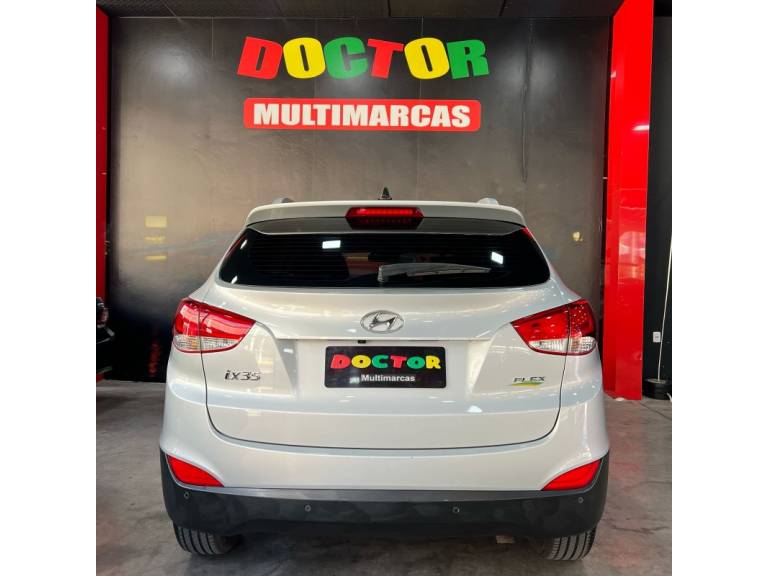 HYUNDAI - IX35 - 2020/2021 - Prata - R$ 106.900,00