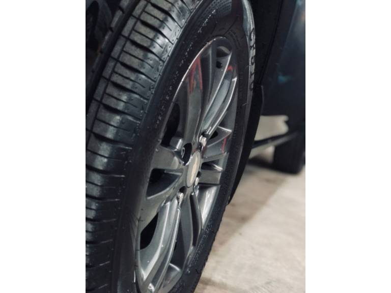 CHEVROLET - SPIN - 2019/2020 - Preta - R$ 80.900,00