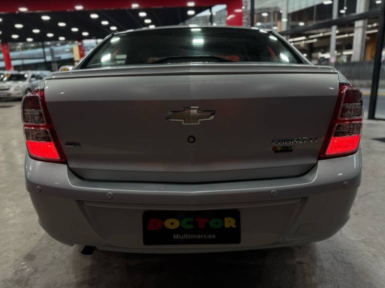 CHEVROLET - COBALT - 2013/2013 - Prata - R$ 46.900,00