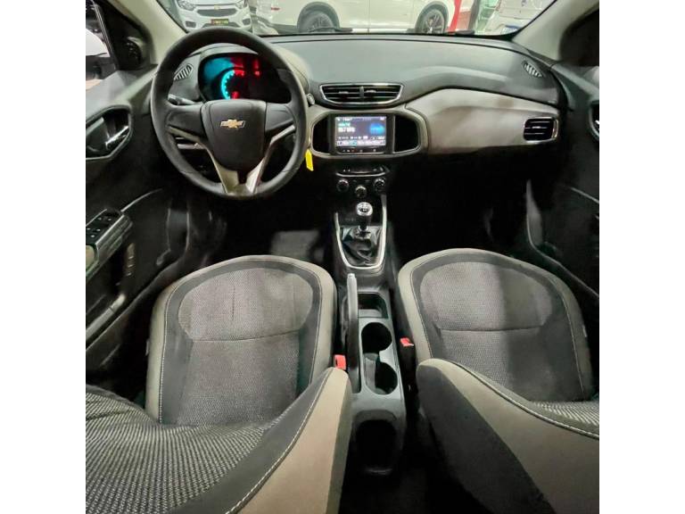 CHEVROLET - PRISMA - 2015/2015 - Branca - R$ 57.900,00