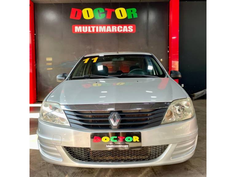 RENAULT - LOGAN - 2010/2011 - Prata - R$ 27.900,00