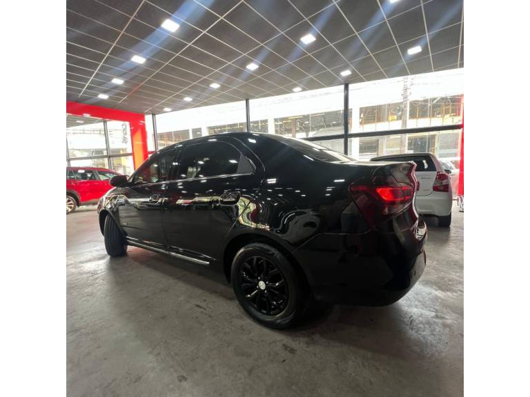 CHEVROLET - COBALT - 2017/2017 - Preta - R$ 61.900,00