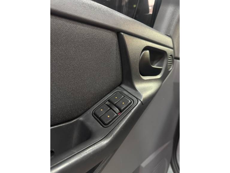 CHEVROLET - MERIVA - 2011/2012 - Cinza - R$ 35.900,00