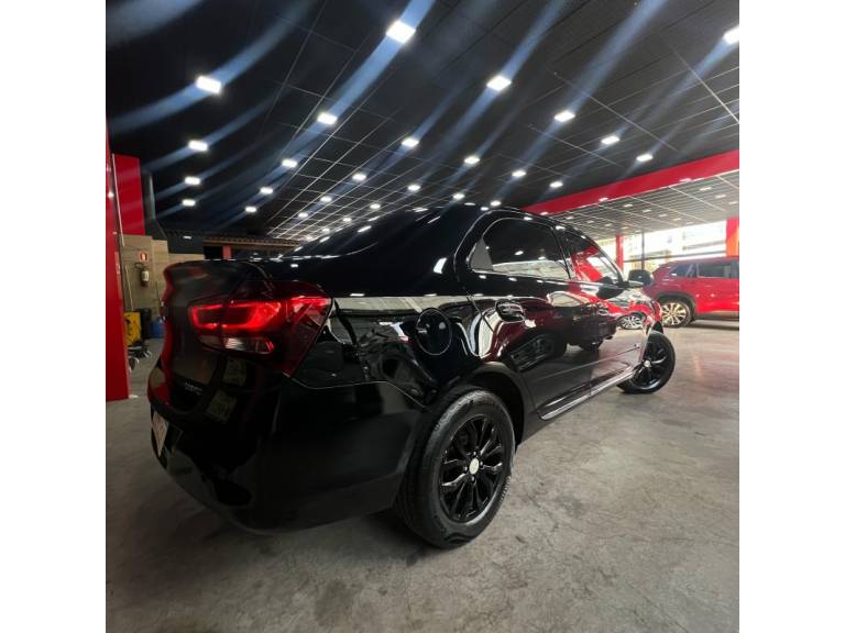 CHEVROLET - COBALT - 2017/2017 - Preta - R$ 61.900,00
