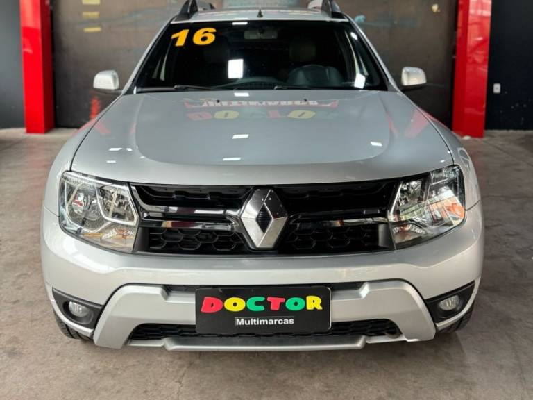 RENAULT - DUSTER - 2015/2016 - Prata - R$ 67.900,00