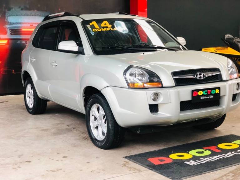 HYUNDAI - TUCSON - 2013/2014 - Prata - R$ 59.900,00
