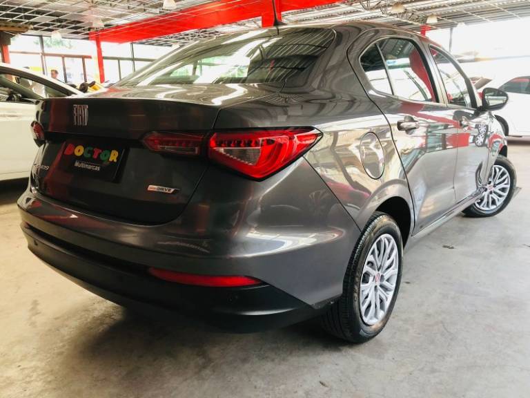 FIAT - CRONOS - 2022/2022 - Cinza - R$ 77.900,00